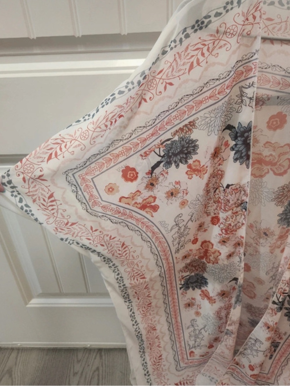 Sheer Floral Boho Kimono | Flowing Open Front | Bohemian Duster Like new - Picture 6 of 6
